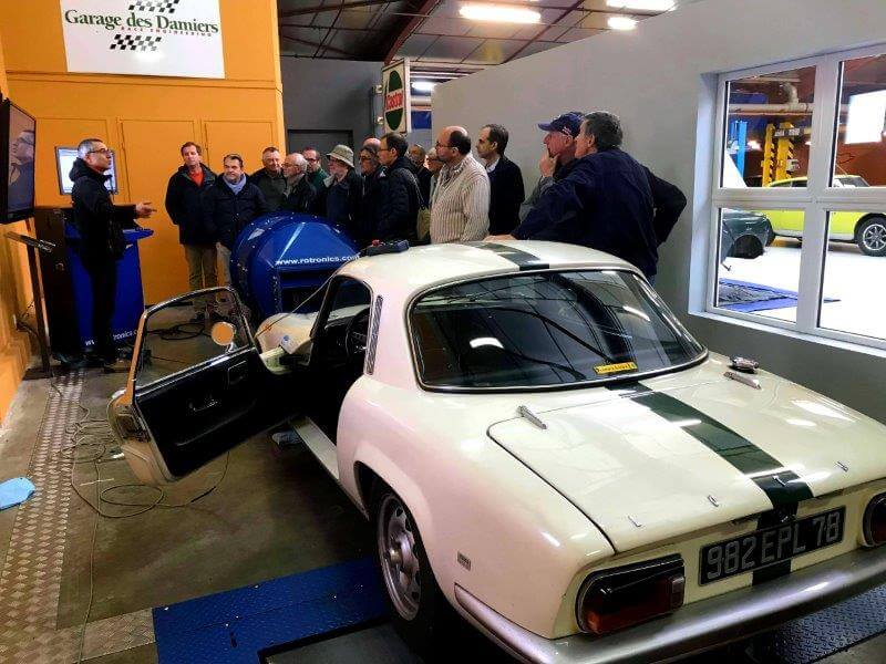 Le Club Lotus France rend visite au Garage des Damiers