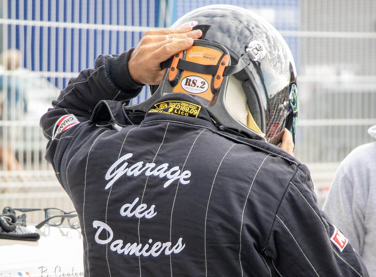 Le Garage des Damiers en préparation pour la course - Le Mans 2018 Historic Tour