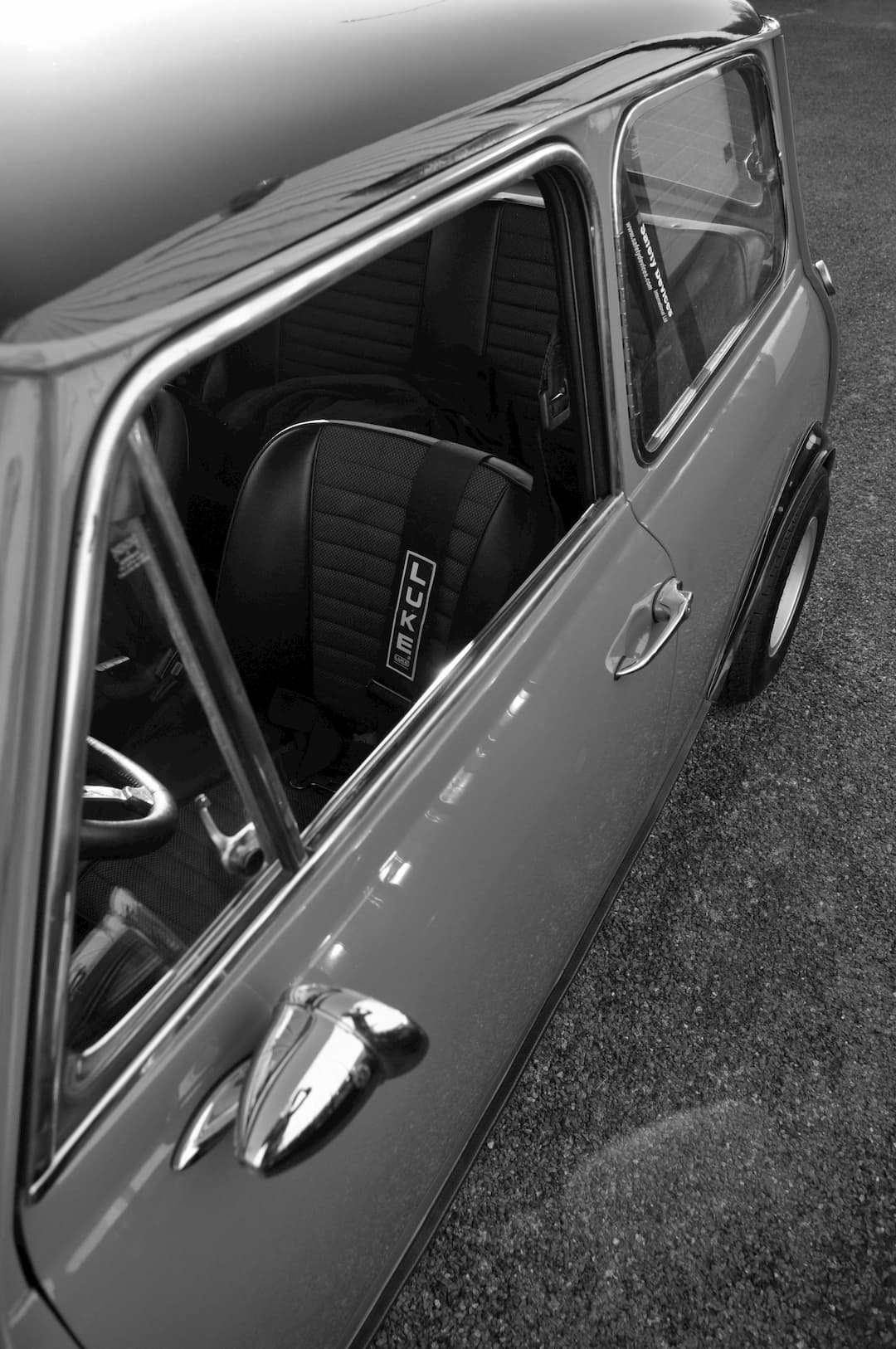 Mini cooper 1300 s Innocenti - Atelier mécanique de voitures anglaises
