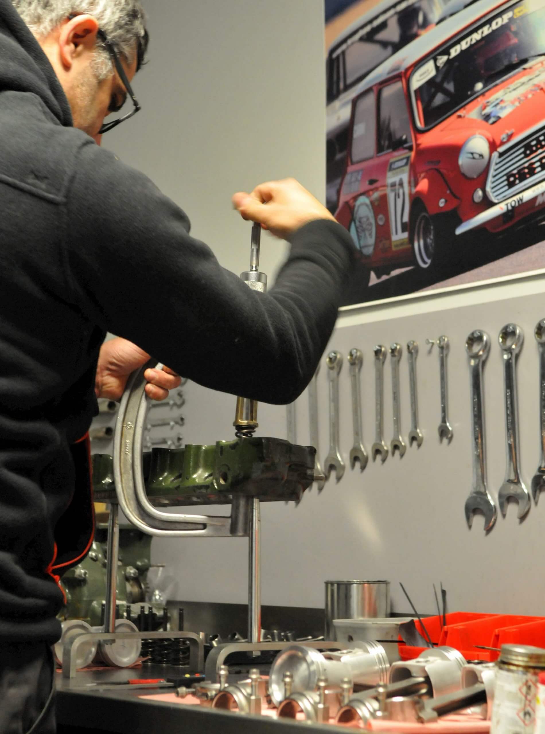 Garage des Damiers - Refection et preparation moteur Mini Austin