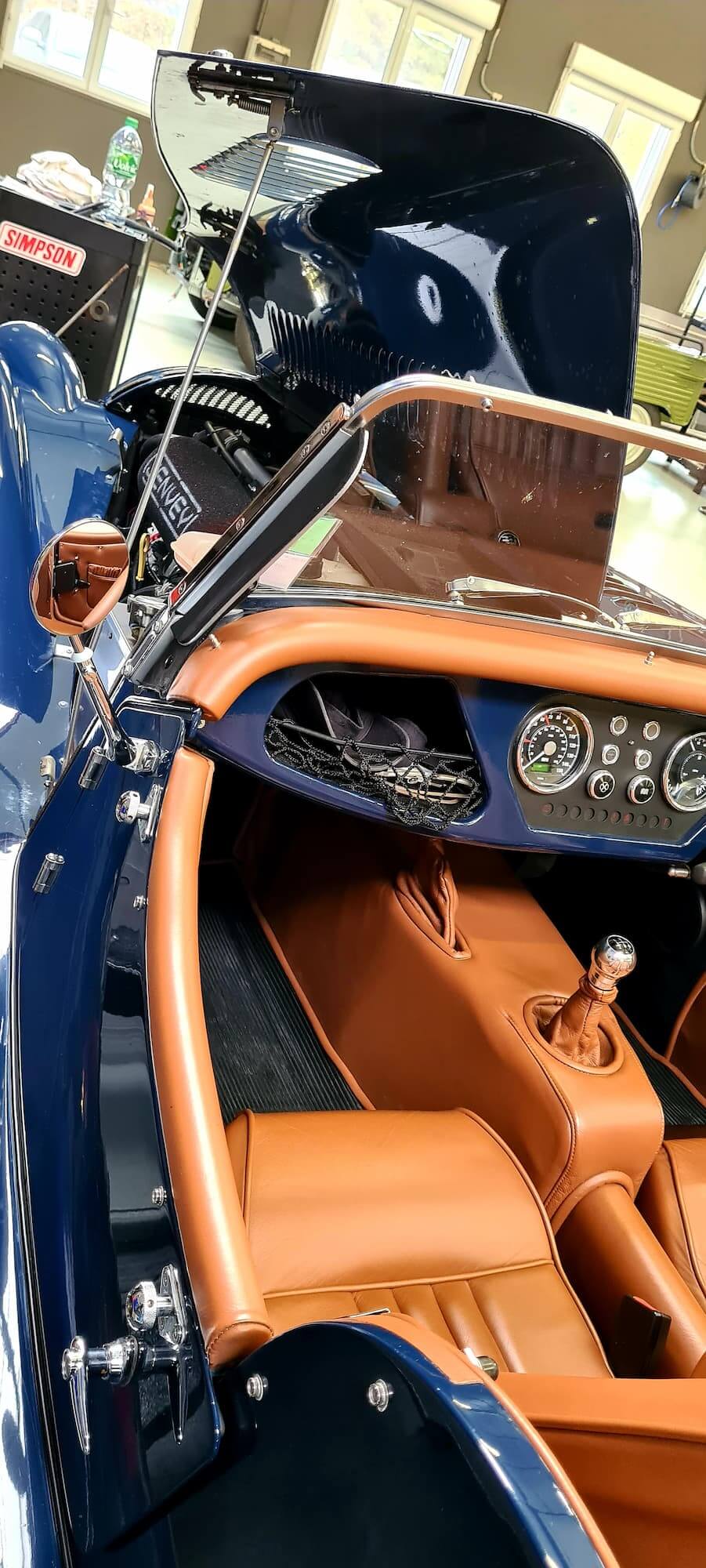 Garage des Damiers - Atelier mécanique - Classic Morgan - British car - Gentleman driver car