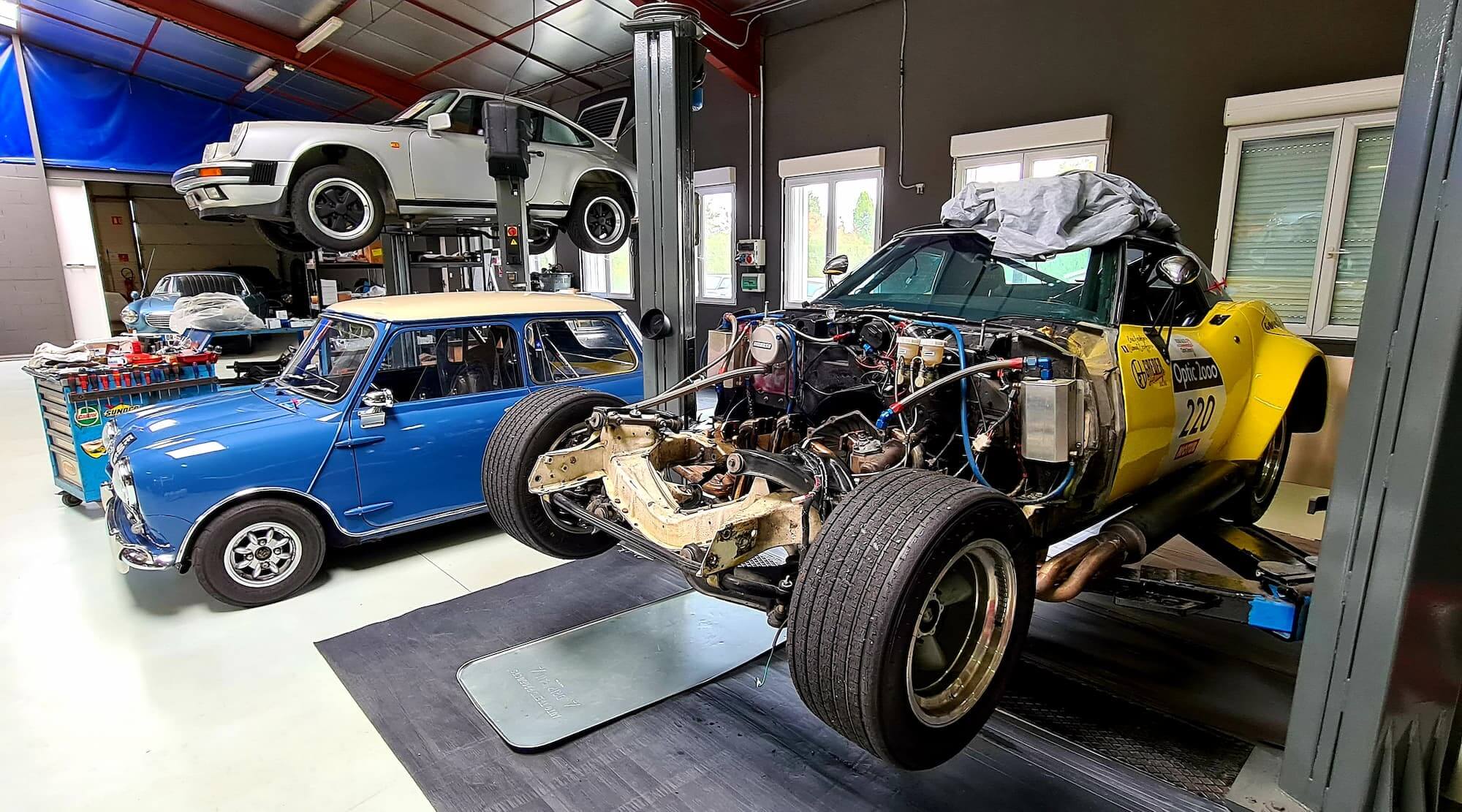 Garage des Damiers - Corvette C3 - Préparation compétition - Préparation moteur - Peter Auto - Tour Auto - Lemans Classic - Atelier mécanique