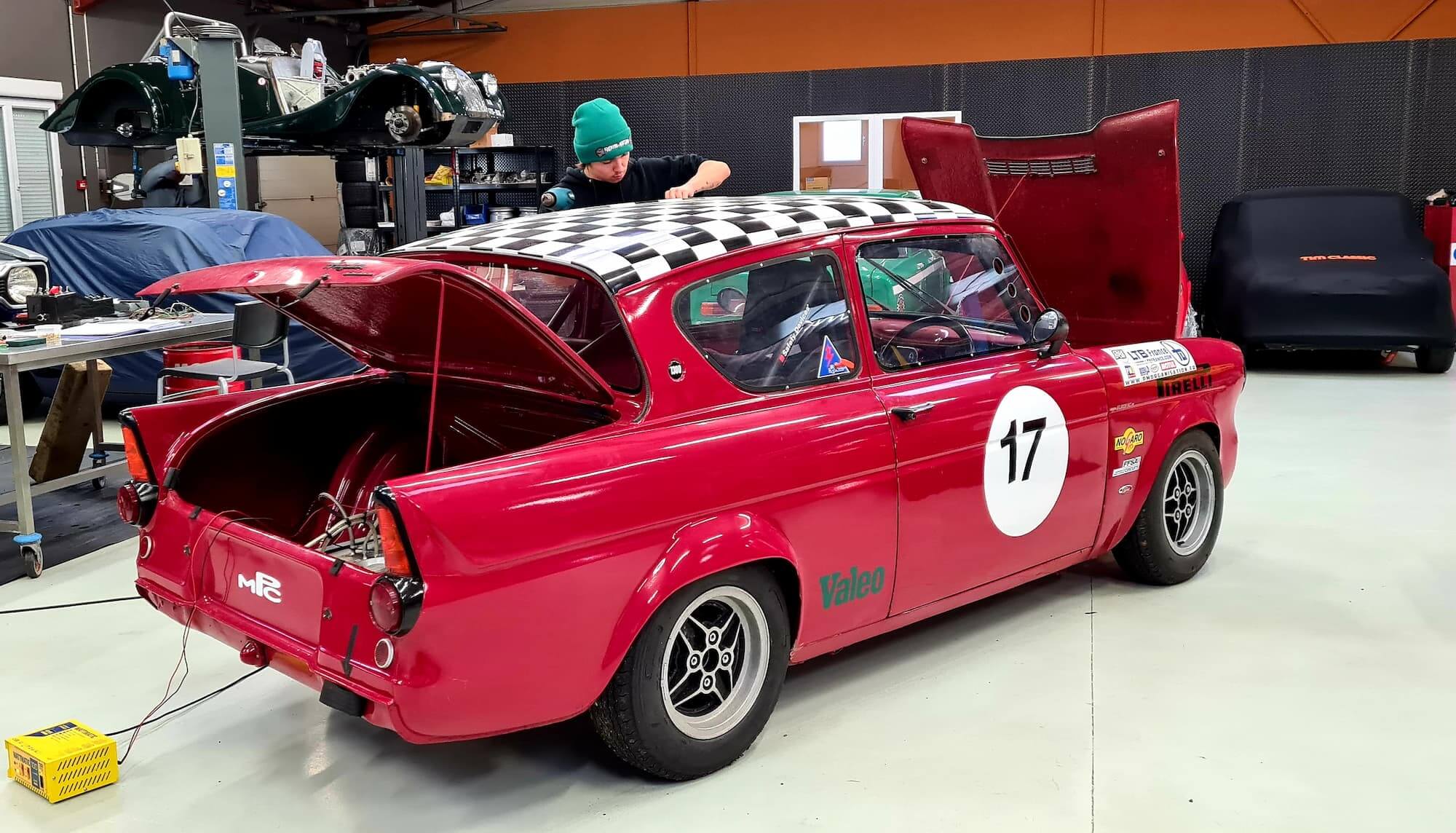 Garage des Damiers - Ford Anglia - British racing - Historic racing - Classic Racing - ASAVE challenge - Claude Boissy 2