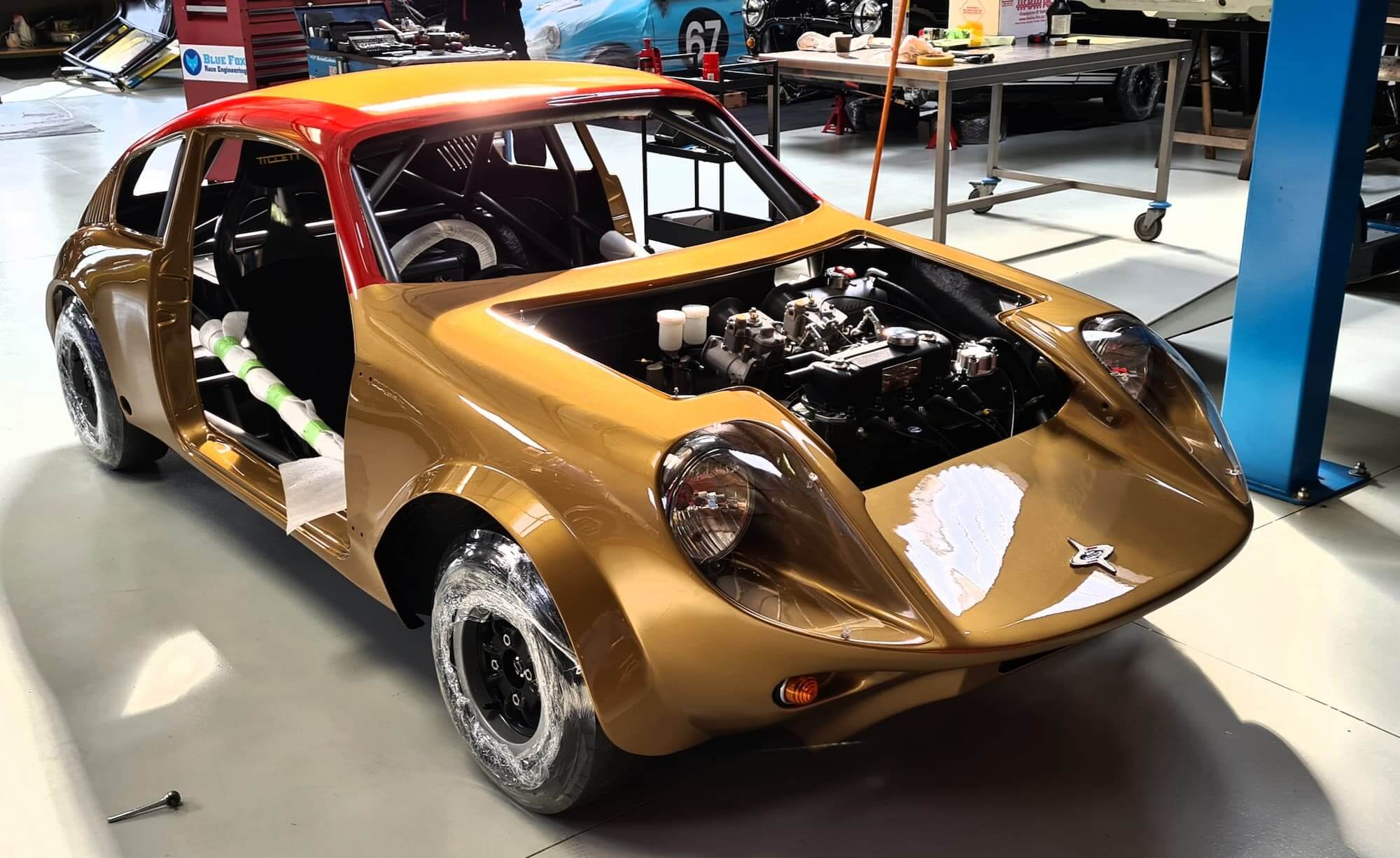 Garage des Damiers - Mini Marcos - LeMans Classic 2022 - Préparation compétition - FIA - Peter Auto 4